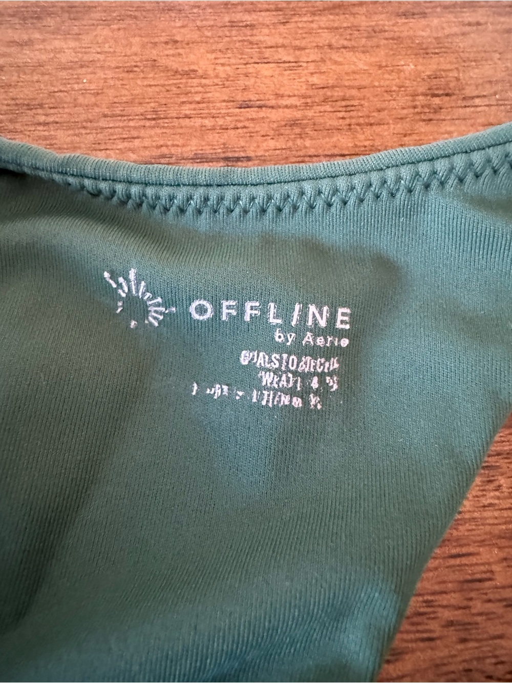 OFFLINE by Aerie Cropped Active Top in Forest Green & high waisted leggings set - Picture 2 of 12